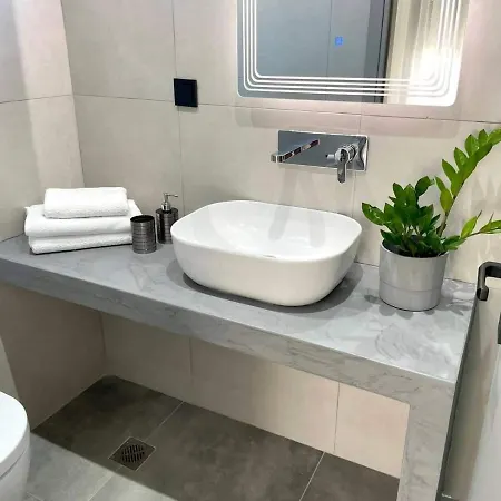 Noi Leisure 3 *